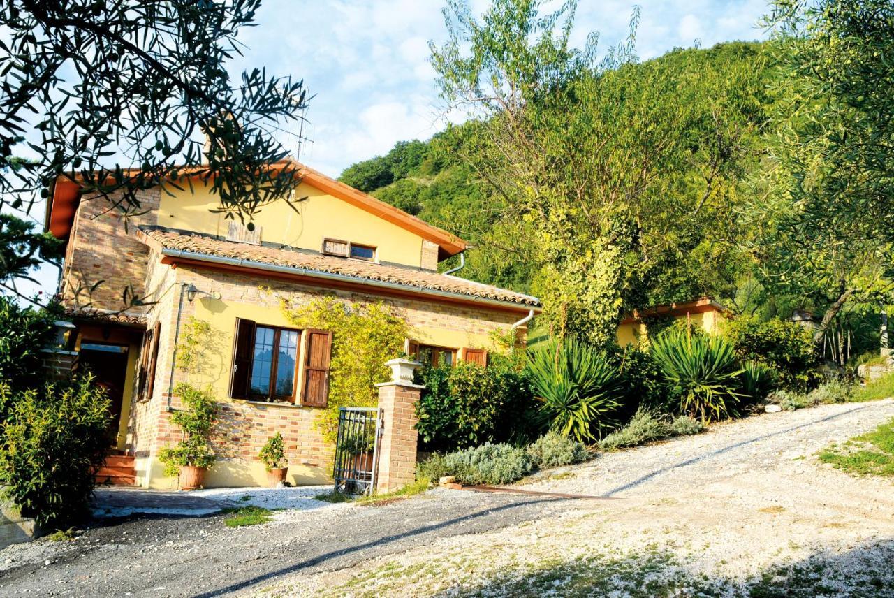 Villa Mischianti Губбио Экстерьер фото